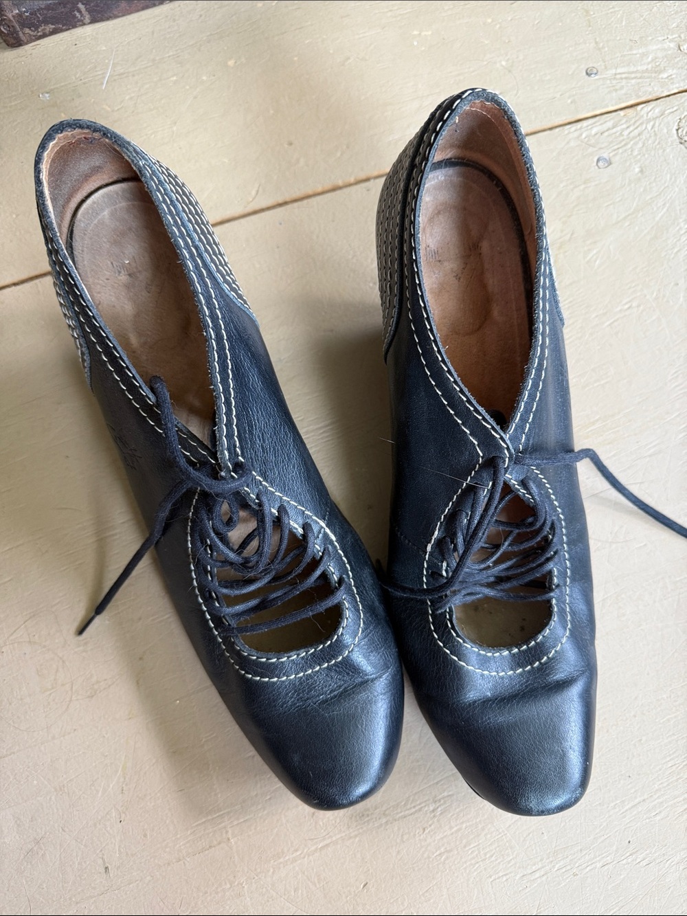 John Fluevog Black Lace-Up Leather Heels